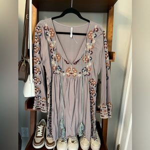BoHo boutique dress with embroidery, size S fits like a M, worn once
